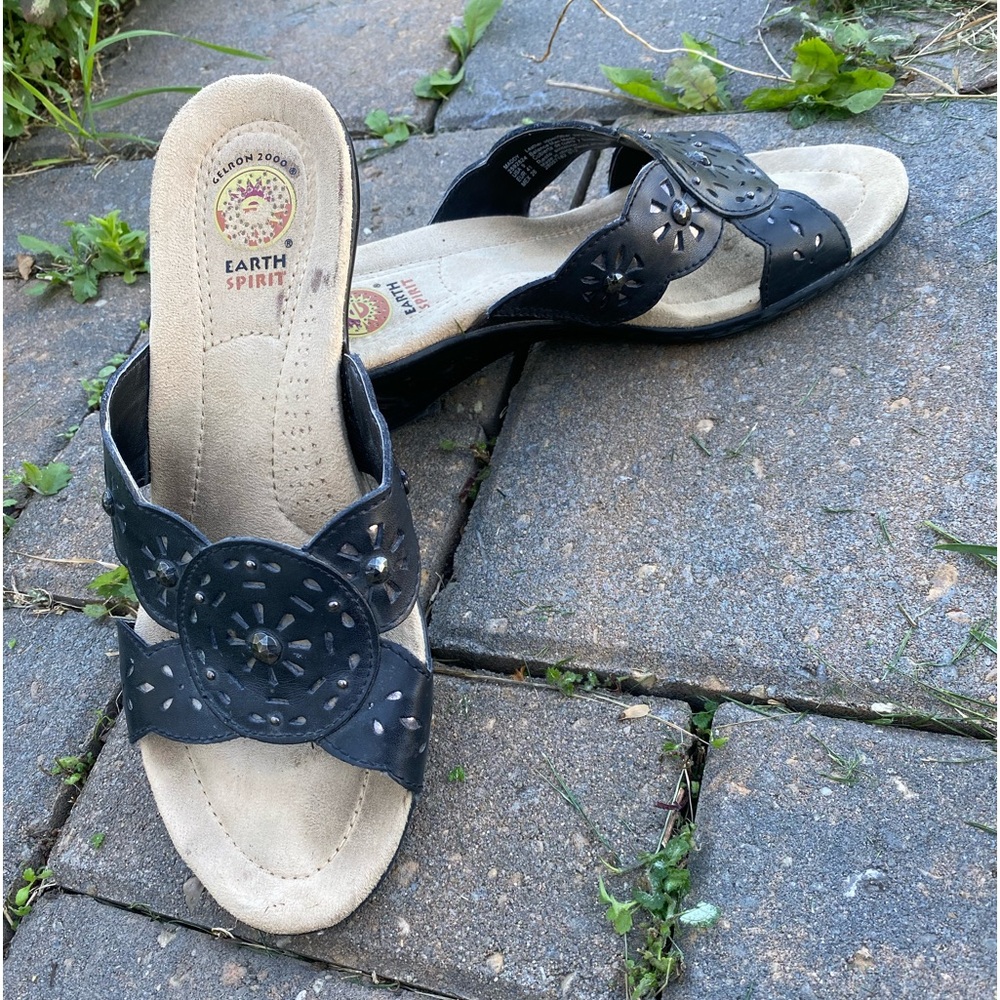 Earth Spirit BLK Slip-ons, 9/41 Fall Sale